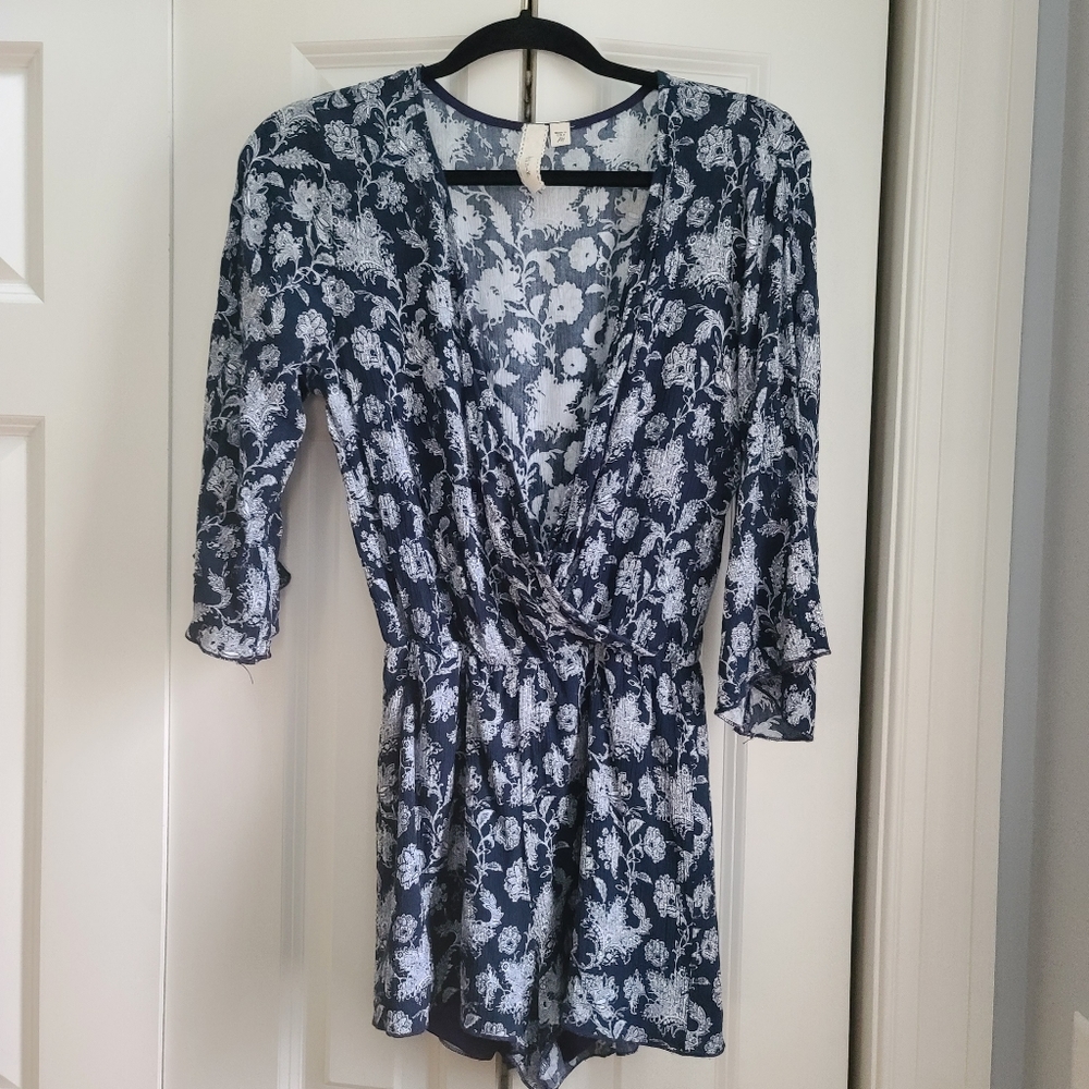 Robin K boho short-shorts romper size medium